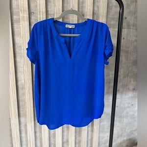 Blue top size M